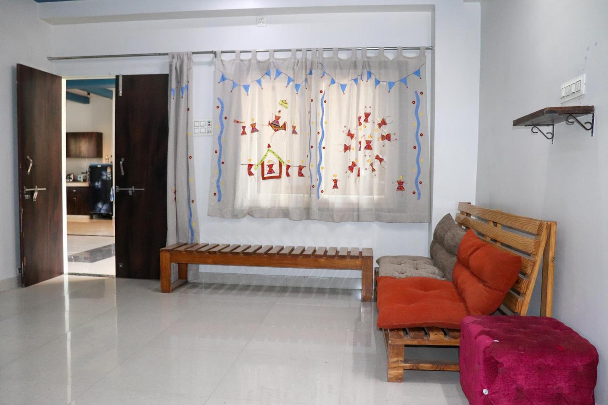 Hotel Blue Door Būndi Zewnętrze zdjęcie
