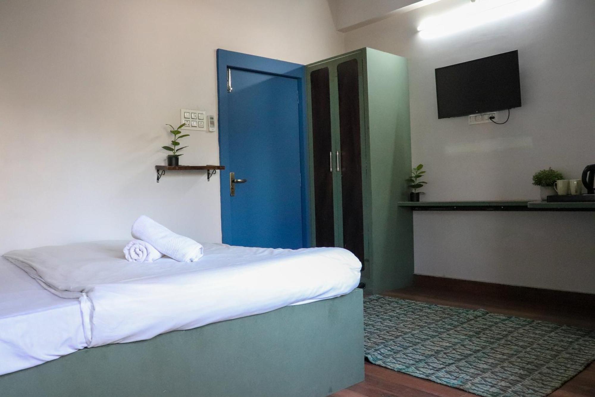 Hotel Blue Door Būndi Zewnętrze zdjęcie