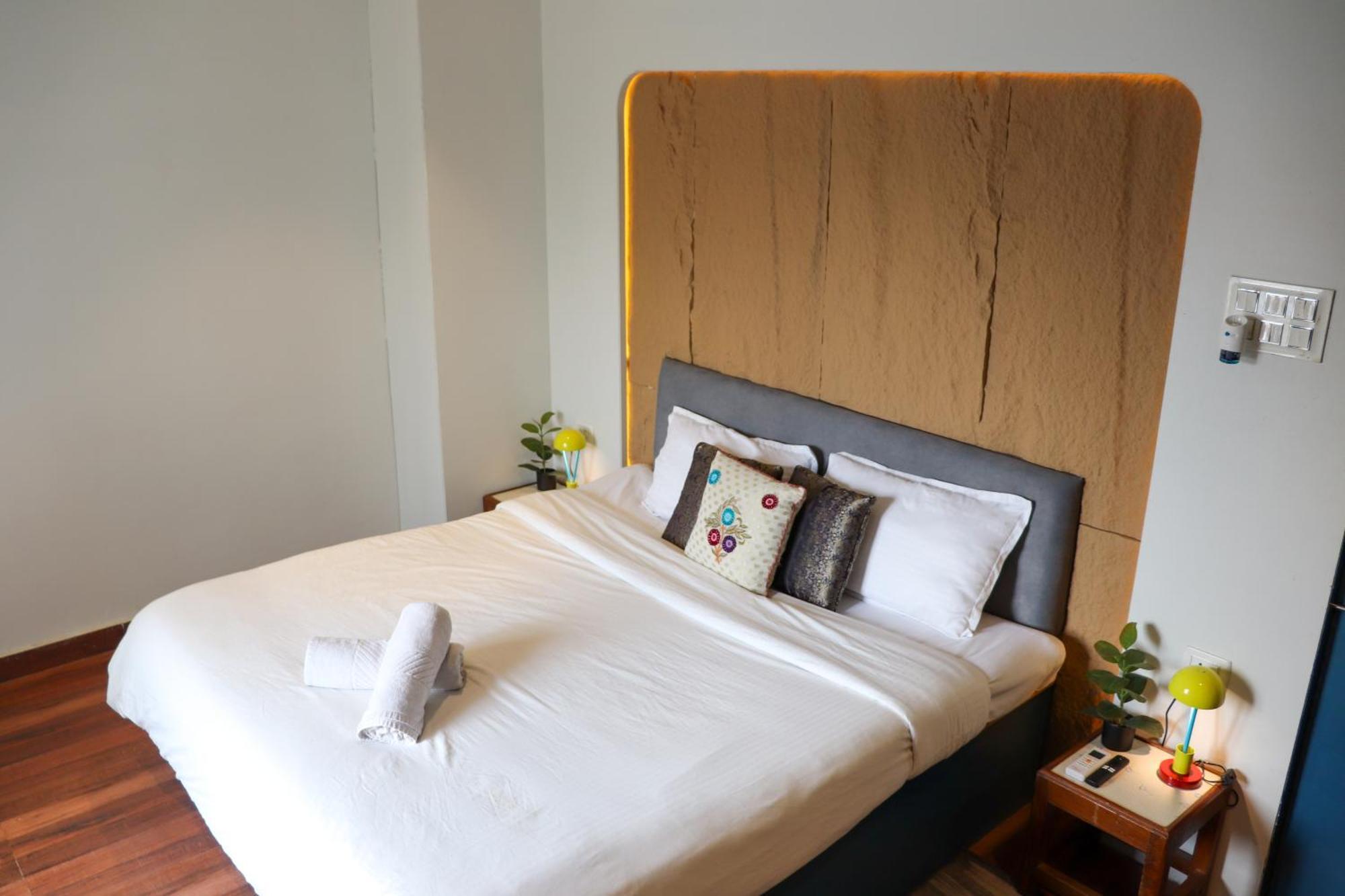 Hotel Blue Door Būndi Zewnętrze zdjęcie