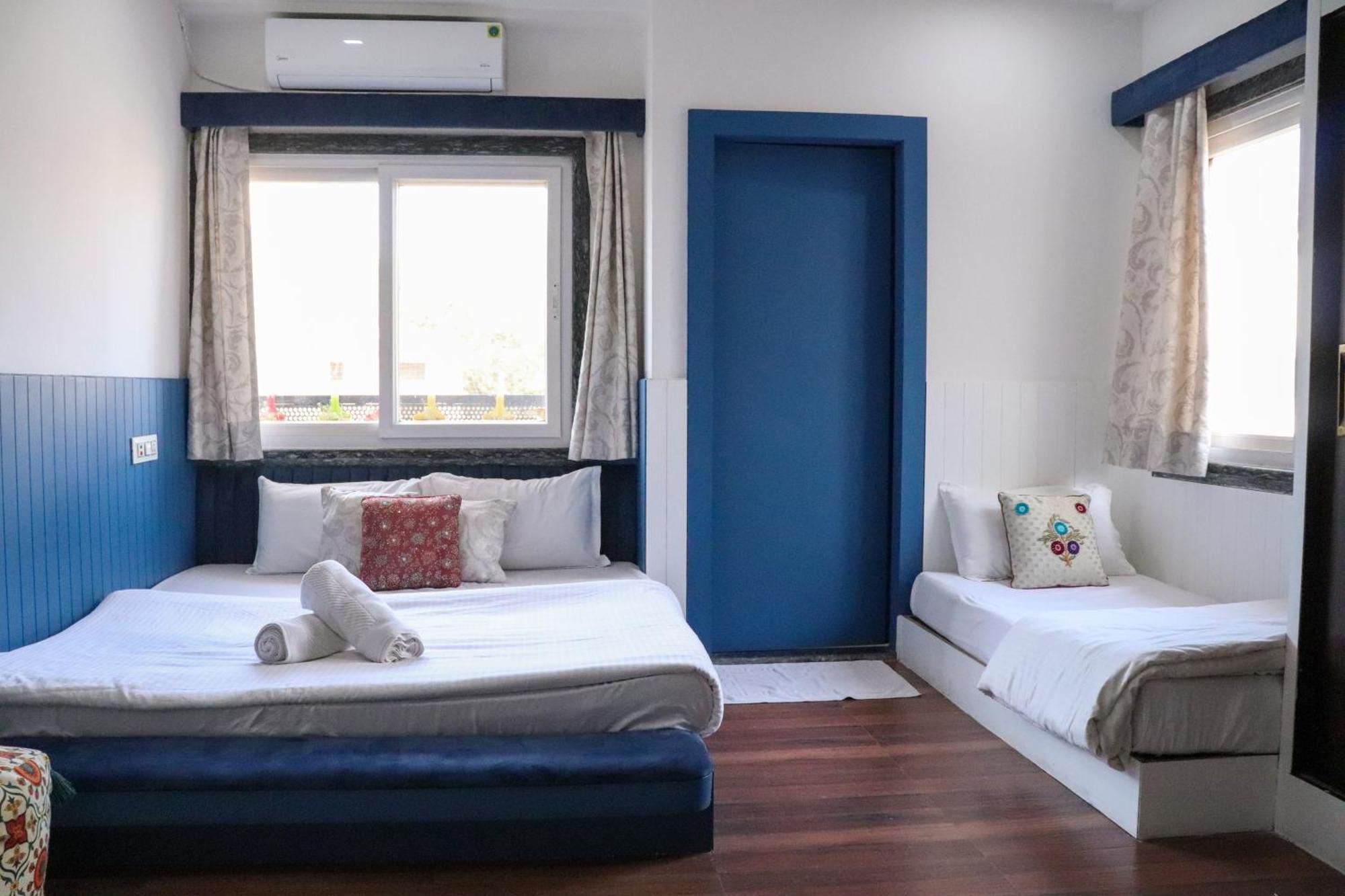 Hotel Blue Door Būndi Zewnętrze zdjęcie